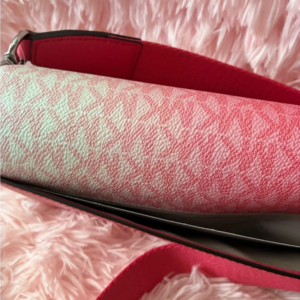 Michael Kors pink  jet set Crossbody large wallet, bag zip around hibiscus ombre - Picture 5 of 9